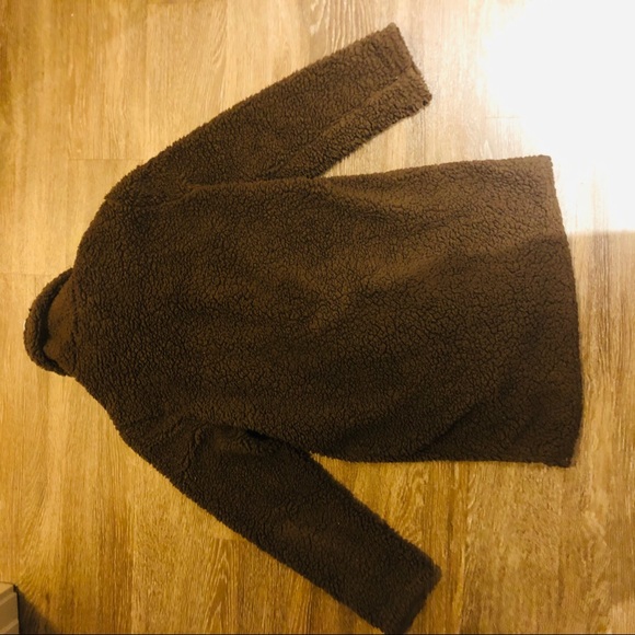 Fluffy Jacket - Picture 2 of 4